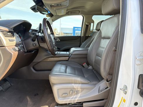 Used 2020 GMC Yukon XL Denali image 16
