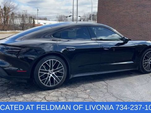 Used 2021 Porsche Taycan Base image 8