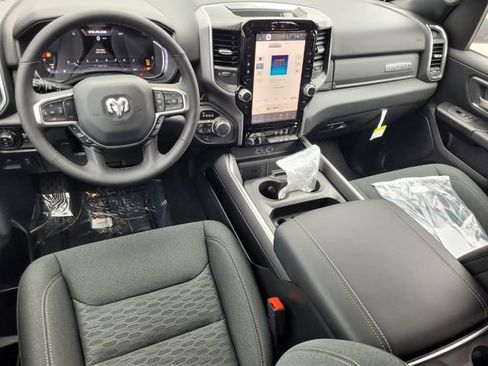 New 2026 RAM 1500 Big Horn AWD/4WD image 10