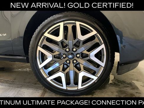 Certified 2025 Ford Expedition Platinum w/ Platinum Ultimate Package AWD/4WD image 9