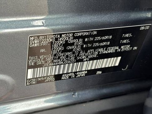 Certified 2021 Toyota Venza LE image 37
