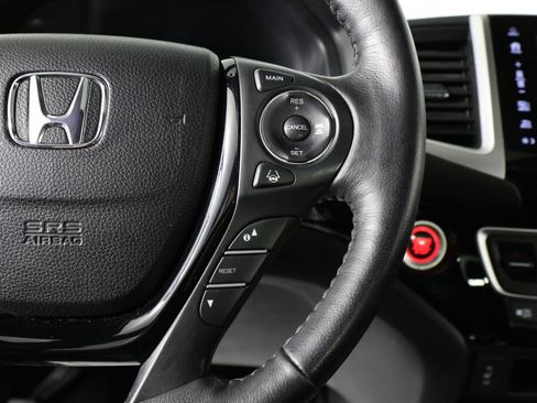 Used 2018 Honda Ridgeline RTL-E image 35