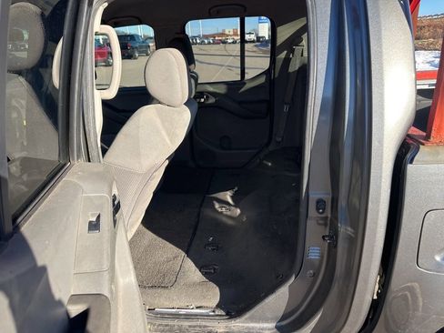 Used 2008 Nissan Frontier SE w/ SE Value Truck Pkg image 12