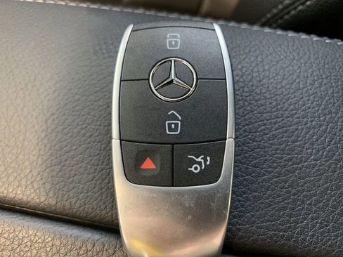 Used 2019 Mercedes-Benz C 300 4MATIC Sedan image 26