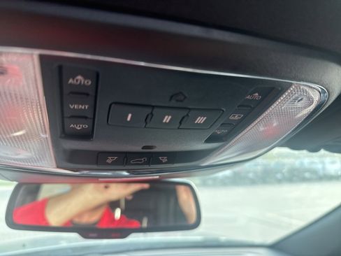 Used 2015 Jeep Grand Cherokee Overland w/ Advanced Technology Group image 11