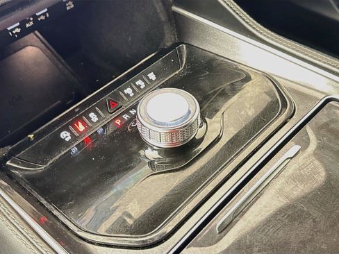 Used 2022 Jeep Wagoneer Series I w/ Convenience Group I RWD image 15