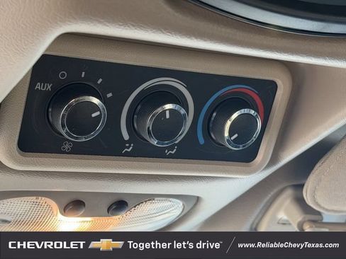 Used 2014 Chevrolet Express 1500 RWD image 30