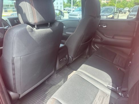 Used 2023 Nissan Frontier PRO-4X w/ Pro Convenience Package AWD/4WD image 10