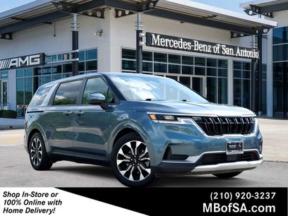 Used 2024 Kia Carnival EX