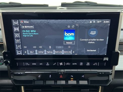 Used 2024 GMC Hummer EV 3X w/ LPO, Illumination Package image 14