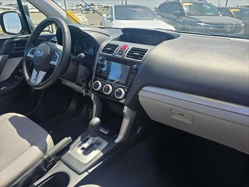 Used 2018 Subaru Forester 2.5i Premium AWD/4WD image 11