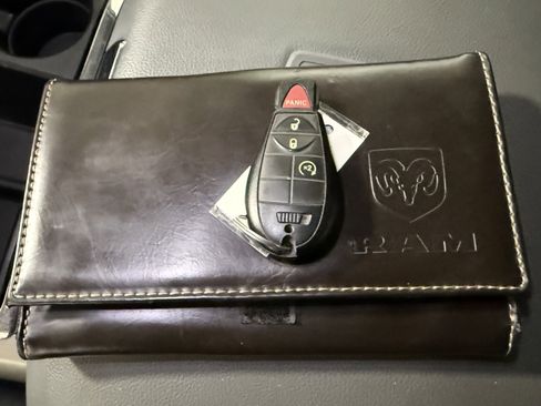 Used 2013 RAM 2500 Outdoorsman image 19