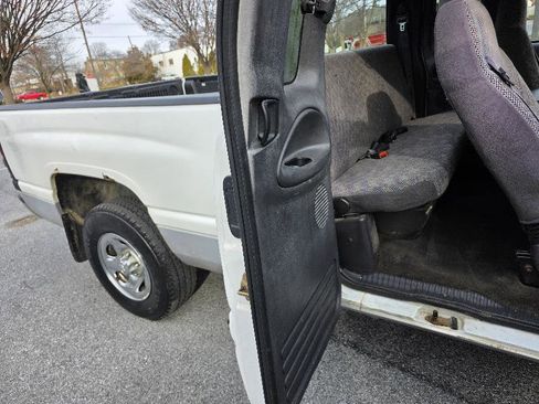 Used 2001 Dodge Ram 1500 Truck 2WD Quad Cab image 18