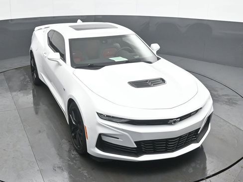 Used 2023 Chevrolet Camaro SS image 39