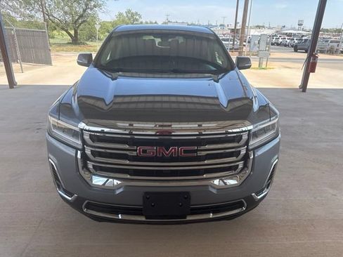 Used 2020 GMC Acadia SLE FWD image 2