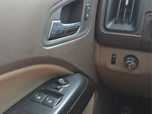Used 2019 GMC Canyon SLE RWD image 13