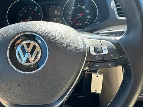 Used 2017 Volkswagen Passat 1.8T R-Line FWD image 23