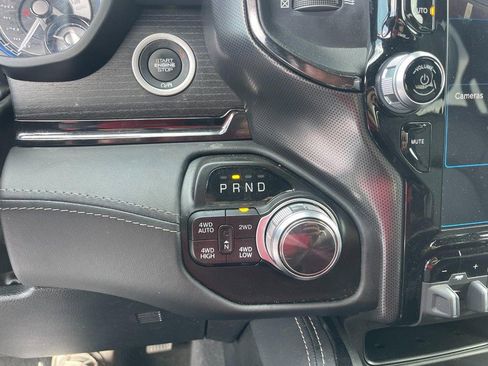 Used 2022 RAM 1500 Limited w/ Body-Colour Bumper Group AWD/4WD image 21