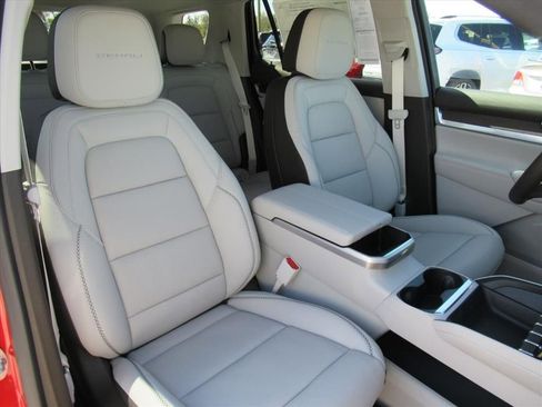 New 2026 GMC Terrain Denali AWD/4WD image 8