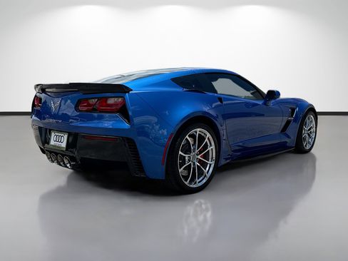 Used 2019 Chevrolet Corvette Grand Sport RWD image 3