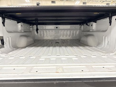 Used 2018 Chevrolet Silverado 1500 W/T w/ WT Convenience Package AWD/4WD image 23