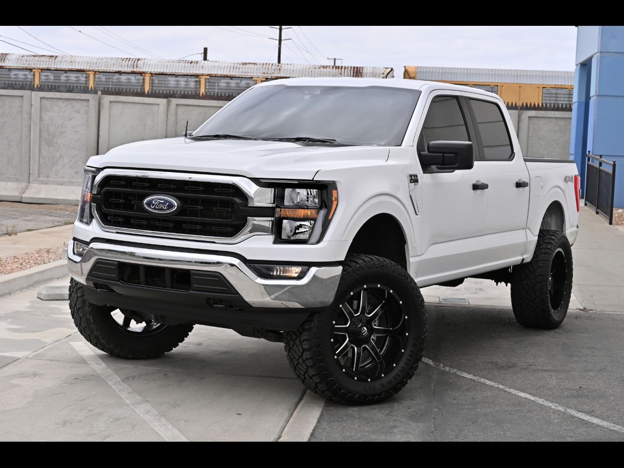 Used 2023 Ford F150 XLT w/ Trailer Tow Package AWD/4WD image 1