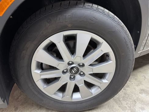 Used 2023 Hyundai Palisade SEL AWD/4WD image 32