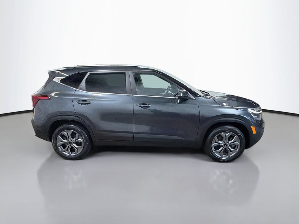 Used 2024 Kia Seltos S AWD/4WD image 10