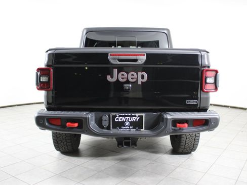 Used 2020 Jeep Gladiator Rubicon image 9