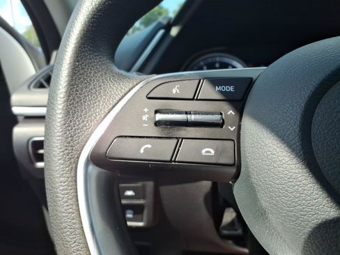 Used 2023 Hyundai Sonata SE w/ Preferred Accessory Package FWD image 28