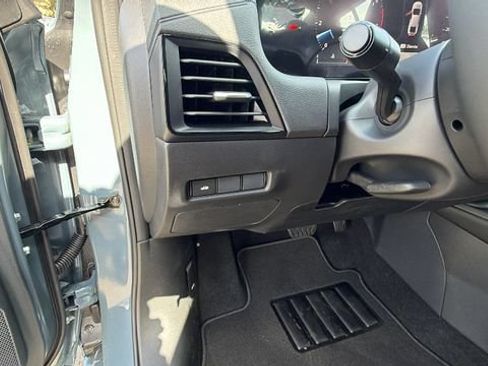 New 2026 Nissan Sentra SR FWD image 30