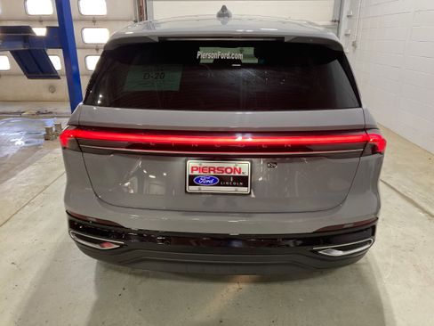 Used 2026 Lincoln Nautilus Premier w/ Equipment Group 102A image 14