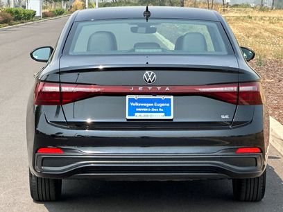 Used 2025 Volkswagen Jetta SE