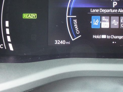 Used 2026 Toyota Camry Hybrid FWD image 28