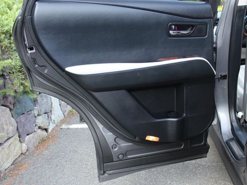 Used 2012 Lexus RX 450h AWD w/ Premium Pkg image 14