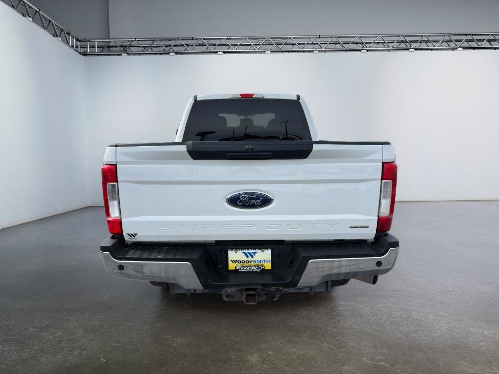 Used 2019 Ford F250 XLT w/ XLT Value Package AWD/4WD image 4