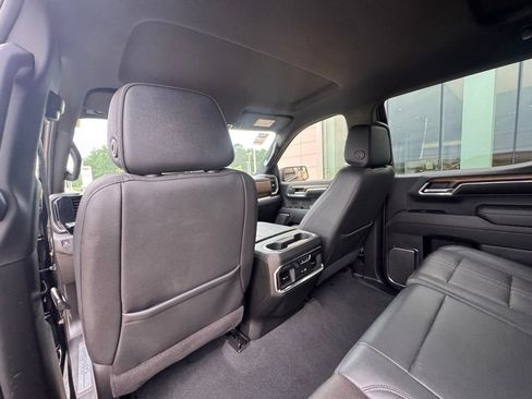 Used 2024 Chevrolet Silverado 1500 High Country w/ Midnight Edition AWD/4WD image 18