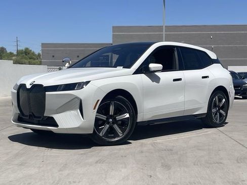 New 2026 BMW iX xDrive60 w/ Premium Package image 2