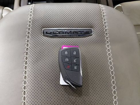 Used 2026 GMC Yukon XL Denali Ultimate w/ LPO, Get Active Package AWD/4WD image 11