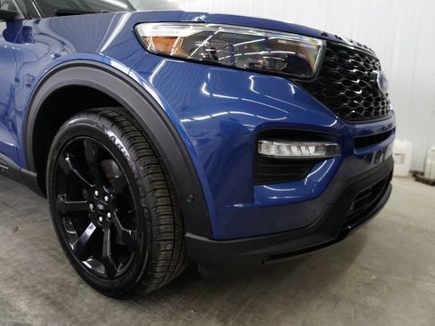 Used 2020 Ford Explorer ST w/ ST Street Pack AWD/4WD image 3