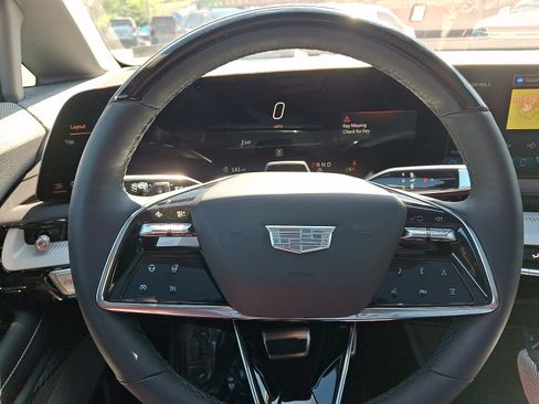 Used 2025 Cadillac Optiq Sport 1 image 20