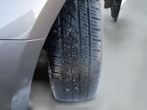 Certified 2022 Toyota Sienna LE image 5