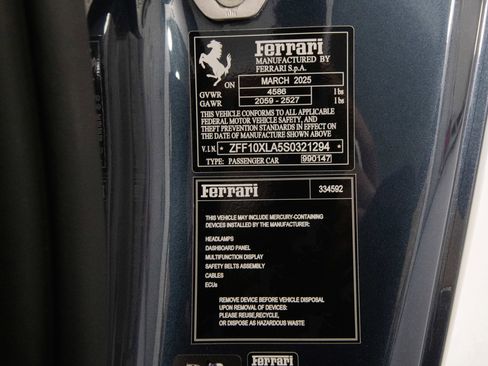 Certified 2025 Ferrari 12Cilindri image 37