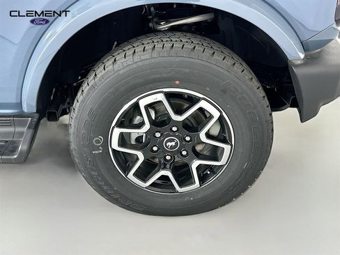 New 2025 Ford Bronco Outer Banks image 35