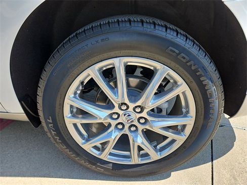 Used 2023 Buick Enclave Essence w/ Experience Buick Package image 31