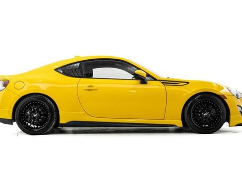 Used 2015 Scion FR-S Release Series 1.0 image 5