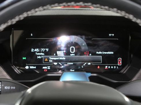 New 2026 GMC Acadia Denali w/ Super Cruise Package AWD/4WD image 17