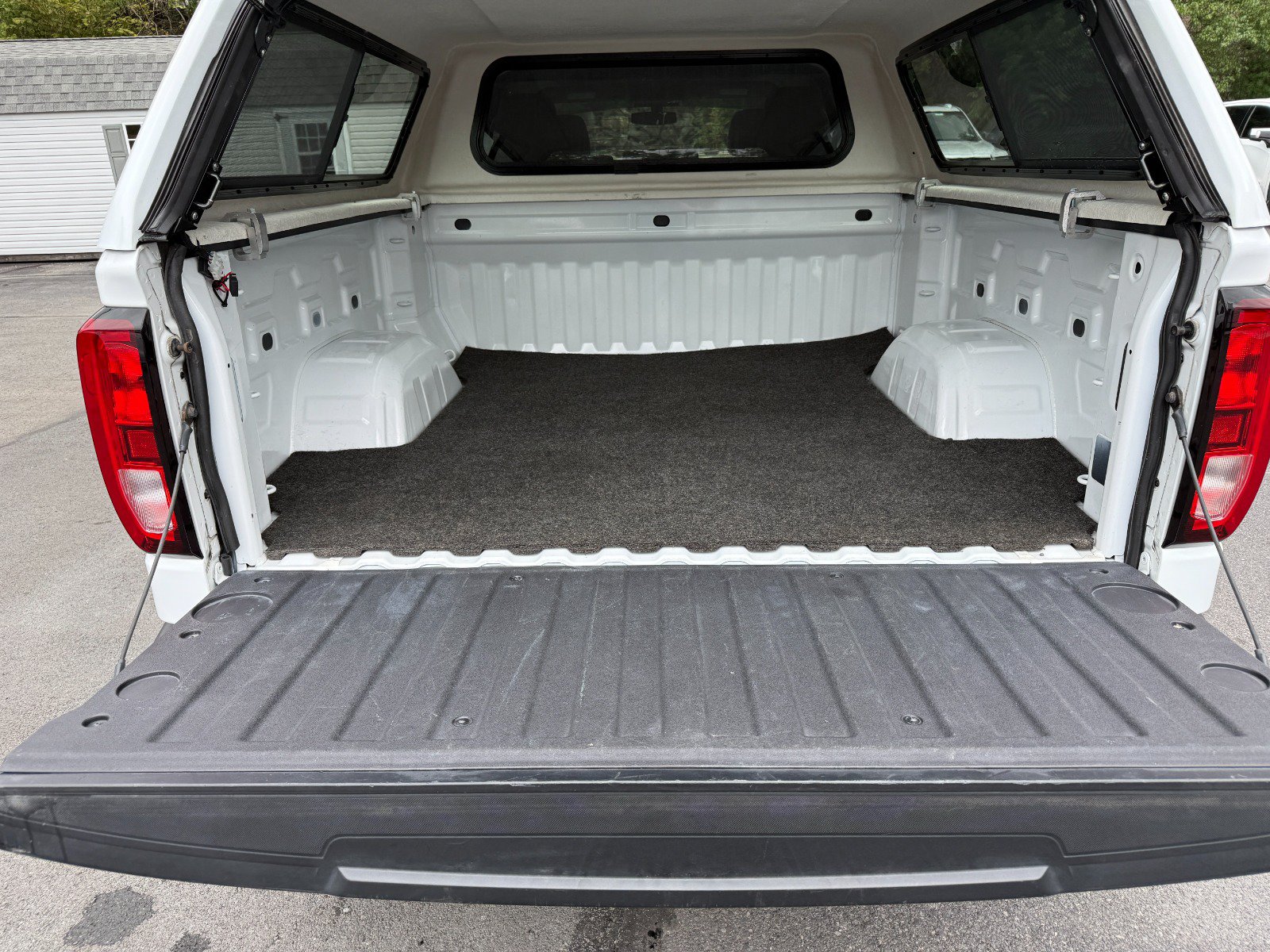 Used 2021 GMC Sierra 1500 Elevation AWD/4WD image 18