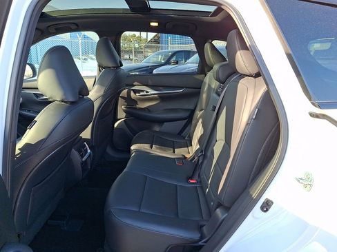 Used 2023 INFINITI QX50 Sport image 11