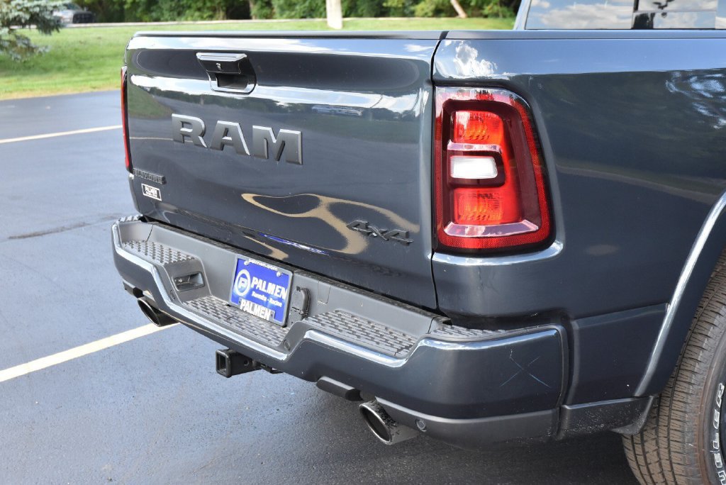 New 2026 RAM 1500 Big Horn AWD/4WD image 9